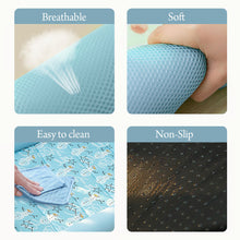 Load image into Gallery viewer, Cooling Silk Summer Cat Bed - Features - JBCoolCats