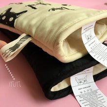 Load image into Gallery viewer, Cat Themed Heat Resistant Oven Mitts - Alt - View 2 - JBCoolStuff