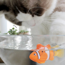 Load image into Gallery viewer, Robofish Battery-Powered Fish Cat Toy - Cat Toy Alt View - JBCoolCats